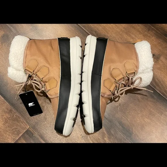 SOREL Explorer Carnival Waterproof Boot with Faux Fur Collar NEW - Picture 9 of 16